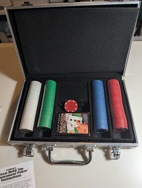 Cardinal Industries Texas Hold Em Poker Chip Set